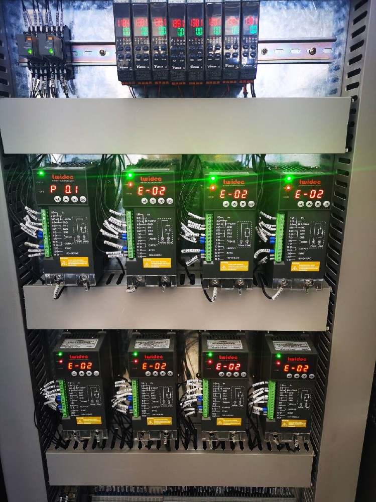 电力调解器不事情了什么原因？？？