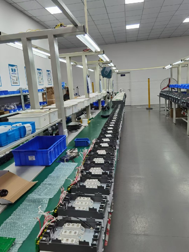 电力调解器的额定电压、额定电流和额定功率是怎样确定的？？？