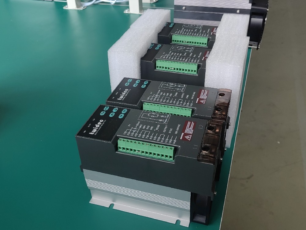 怎样通过电力调解器优化电镀工艺中的电源稳固性？？