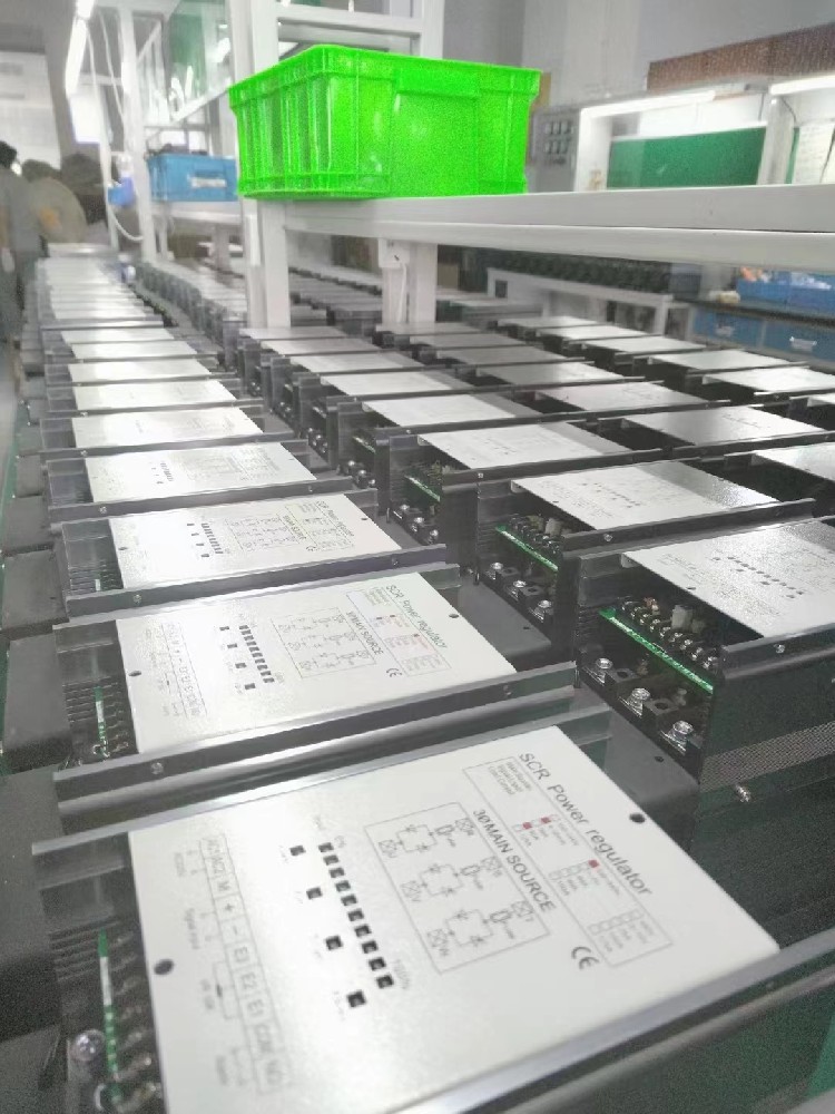 电力调解器的控制算法对其动态响应性能有多大的提升作用？？